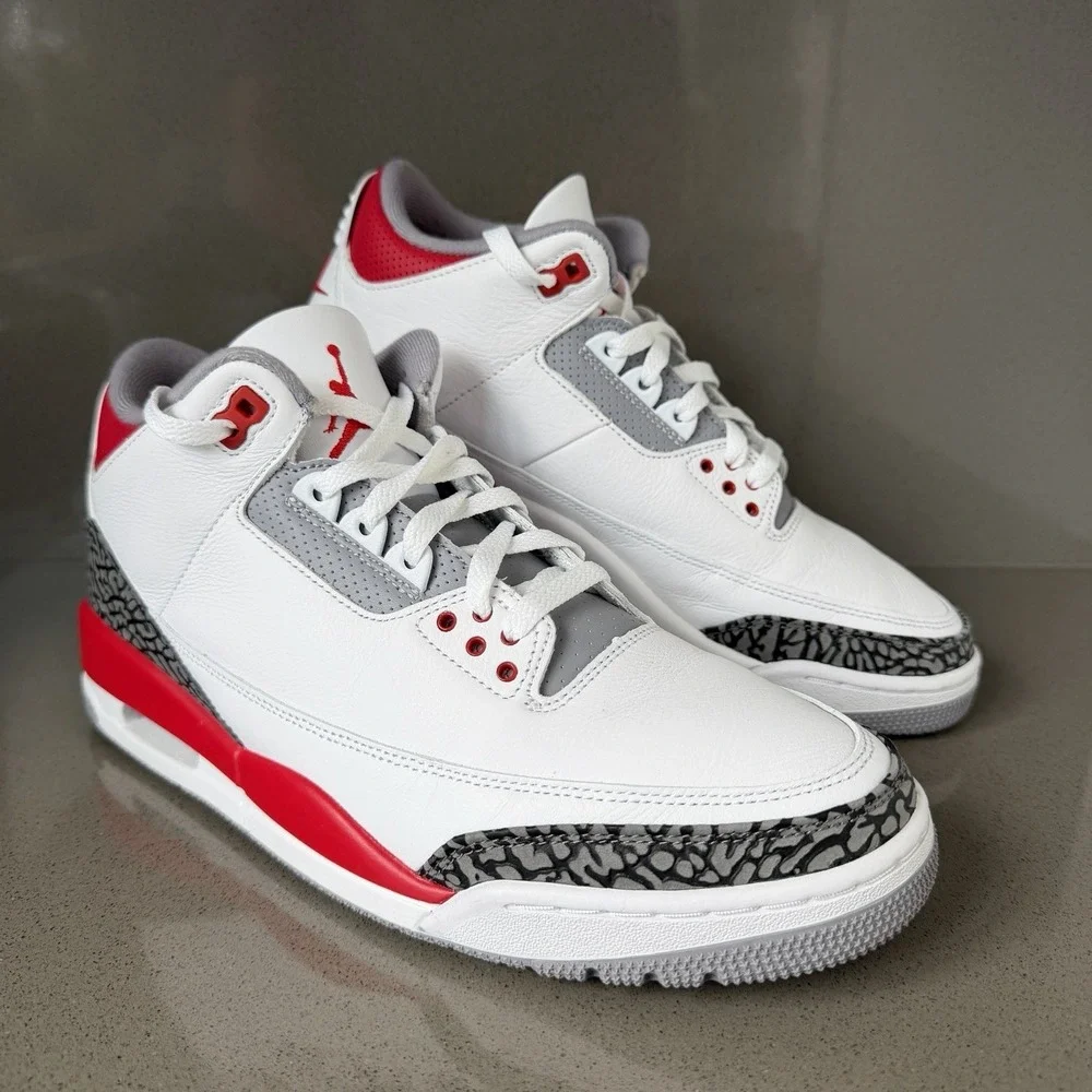 Nike Air Jordan 3 Retro Men's Size 11 Fire Red 2022 DN3707-160